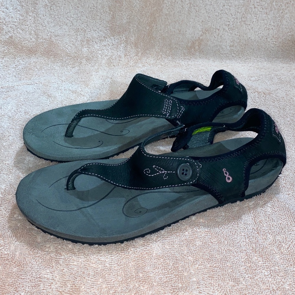 Ahnu Serena sandal black 8
